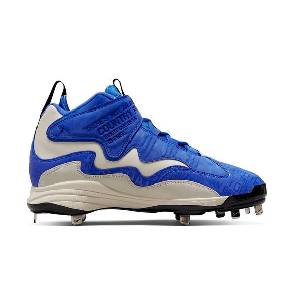 Athletic_Shoes